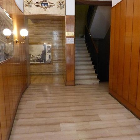 شقة Residenza Piazza San Francesco بولونيا الغرفة الصورة