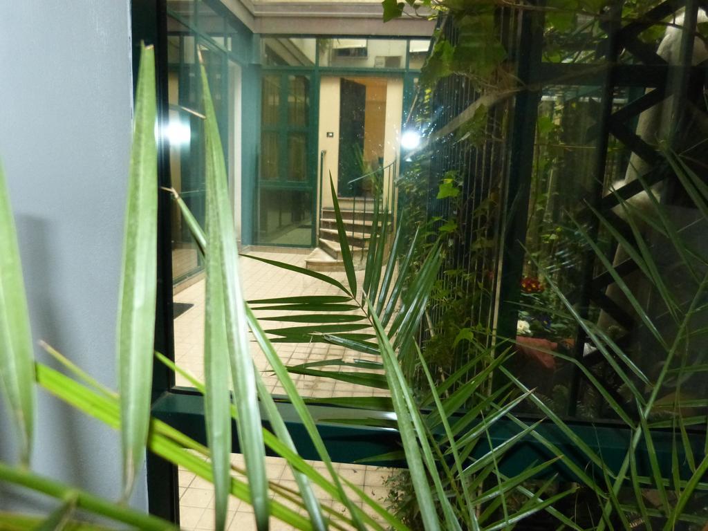 شقة Residenza Piazza San Francesco بولونيا الغرفة الصورة